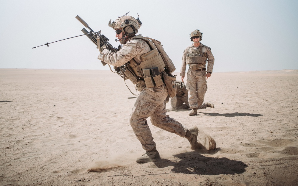 Bravo Co, BLT 1/1 live-fire maneuver range in Kuwait