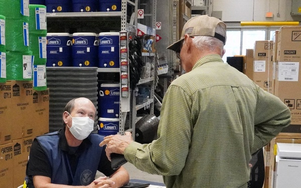 Hurricane Ida: Thibodaux Big Box Store Outreach