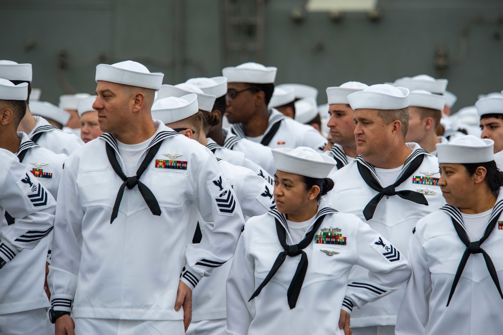 USS Ronald Reagan (CVN 76) Return to Yokosuka