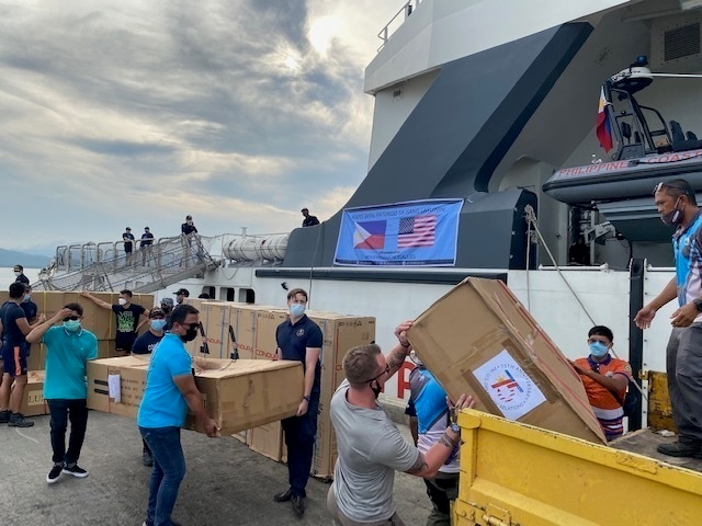 U.S. Military Donates Medical Supplies to COVID-19 Response in Palawan, Philippines
