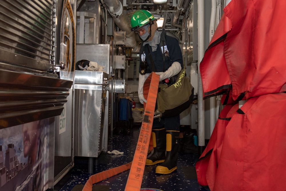 USS Higgins (DDG 76) DCTT training. USS Higgins (DDG 76) DCTT training.
