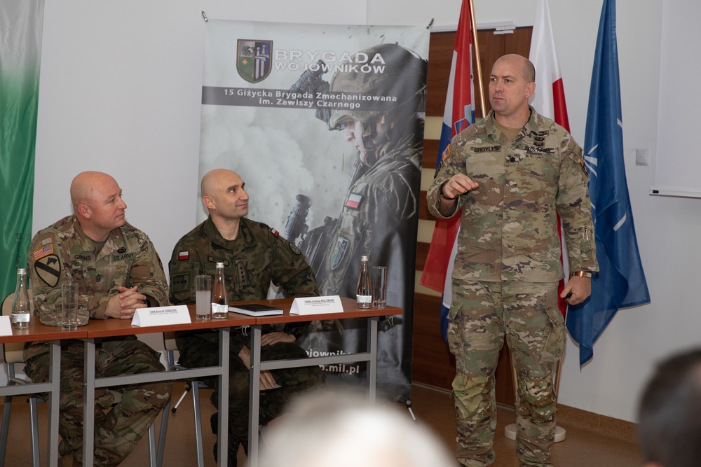 Croatian and Polish military delegations visit Battle Group Poland