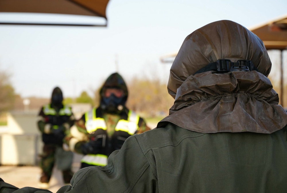 Mustangs Lead Air Force Safety with Aircrew Contamination Control Area Course  (5 of 11)