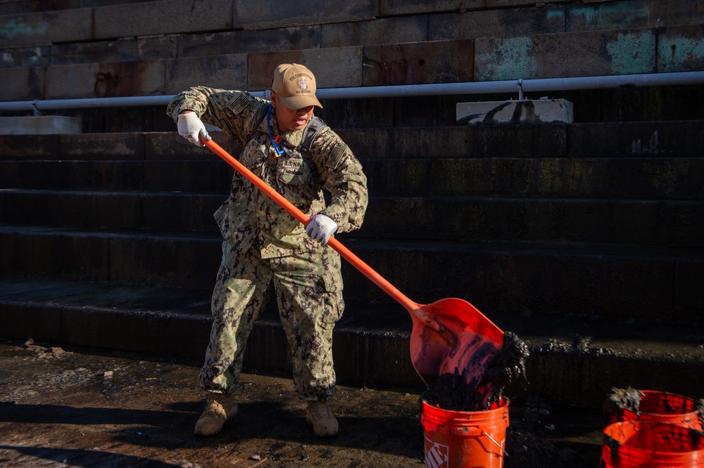 USS Constitution hosts Chief Petty Officer Heritage Weeks