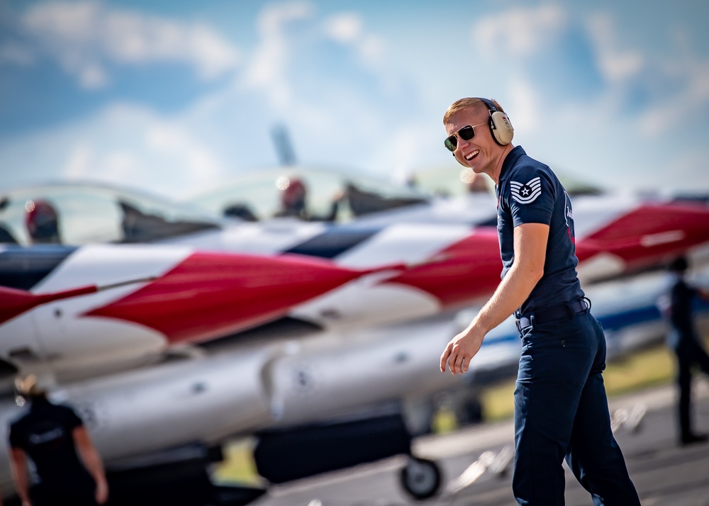Thunderbirds perform at the 2021 Orlando Air &amp; Space Show
