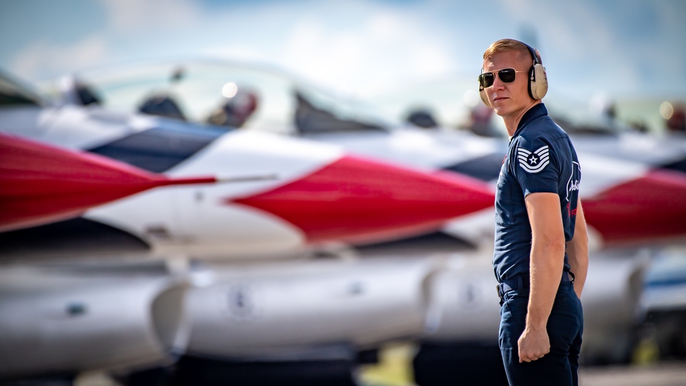 Thunderbirds perform at the 2021 Orlando Air &amp; Space Show