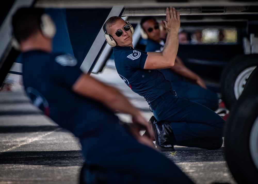 Thunderbirds perform at the 2021 Orlando Air &amp; Space Show