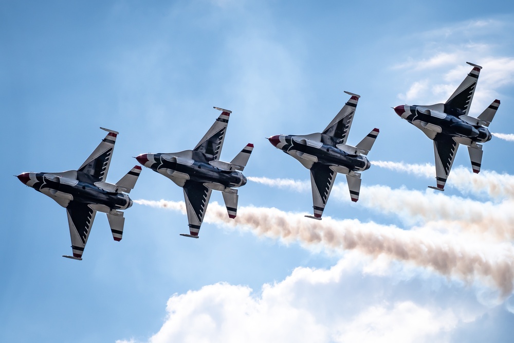 Thunderbirds perform at the 2021 Orlando Air &amp; Space Show