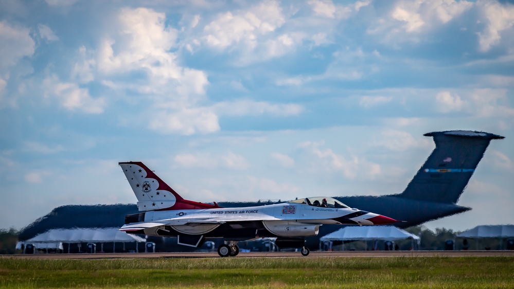 Thunderbirds perform at the 2021 Orlando Air &amp; Space Show
