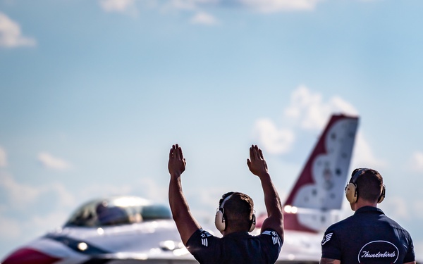 Thunderbirds perform at the 2021 Orlando Air &amp; Space Show