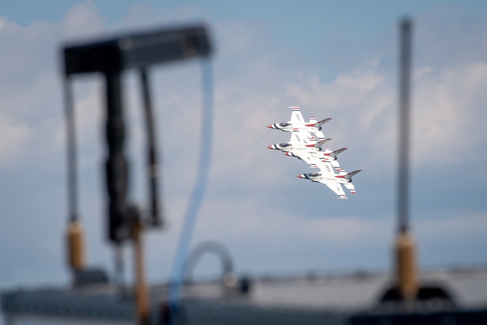 Thunderbirds perform at the 2021 Orlando Air &amp; Space Show