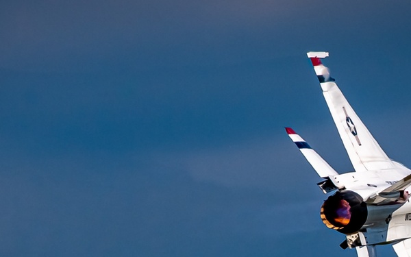 Thunderbirds perform at the 2021 Orlando Air &amp; Space Show