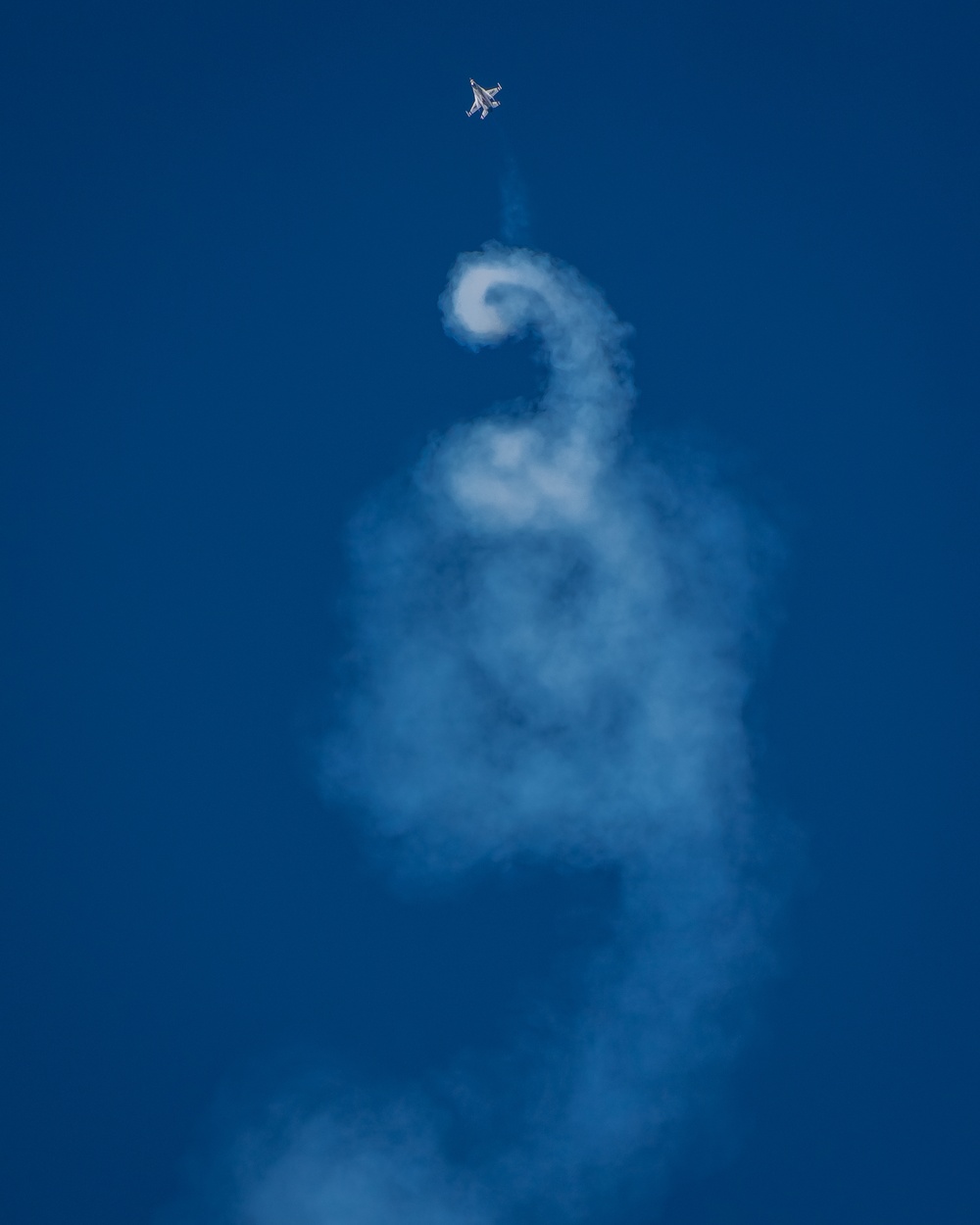 Thunderbirds perform at the 2021 Orlando Air &amp; Space Show
