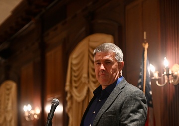 Coast Guard Commandant speaks during Chairman's Reception