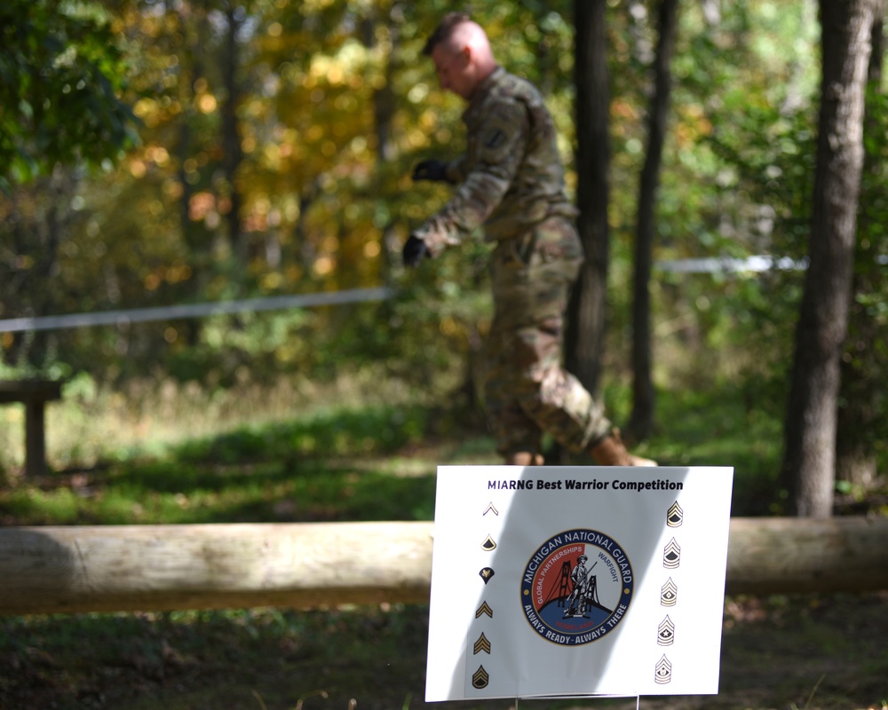 Michigan Soldiers compete in Best Warrior Competition