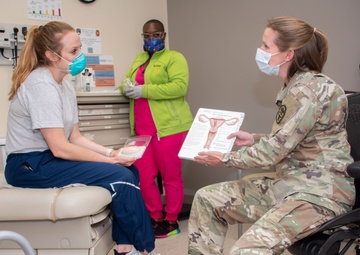 New walk-in clinic provides contraception to female service members