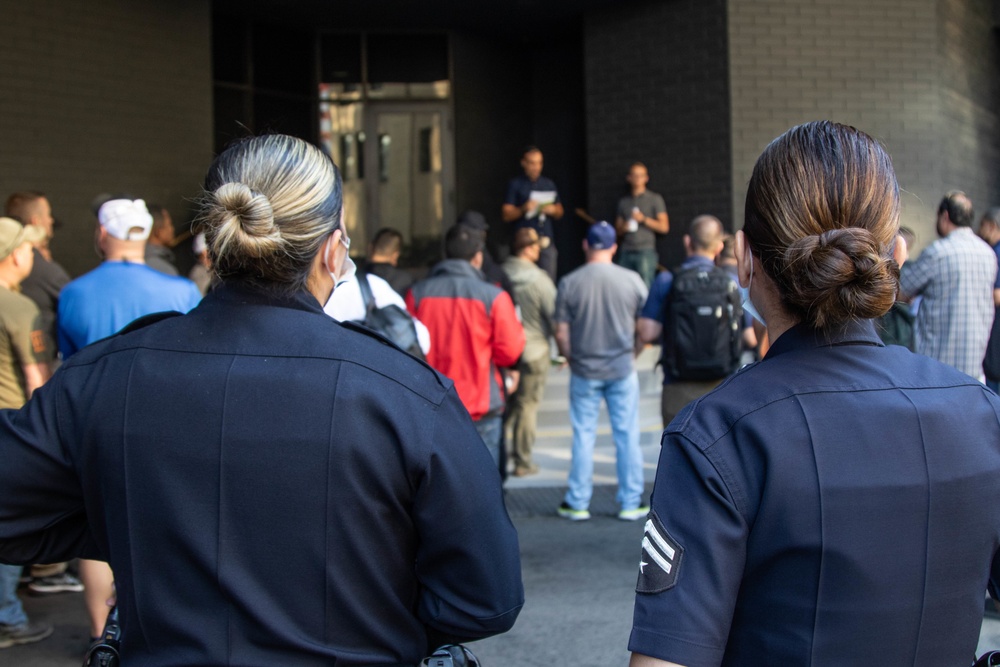 TF 46 conducts terrain walk in downtown Los Angeles during Dense Urban Terrain exercise