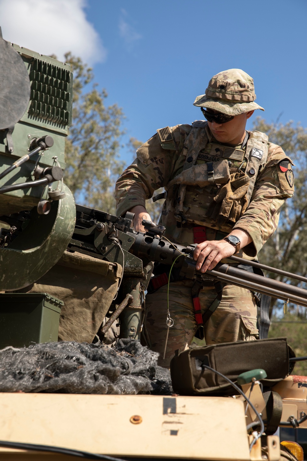 25th ID Soldiers prepare for convoy movement during JPMRC rotation 22-01