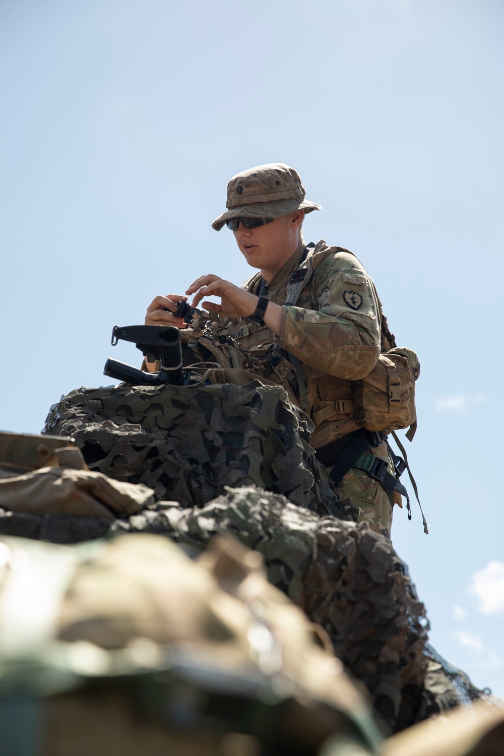 25th ID Soldiers prepare for convoy movement during JPMRC rotation 22-01