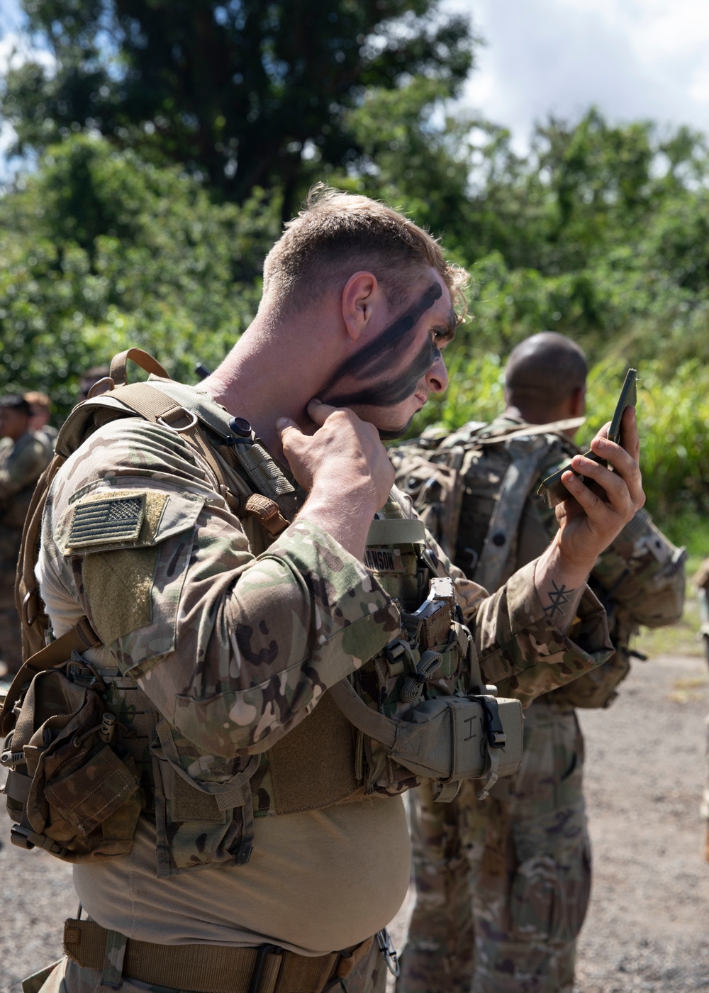 25th ID Soldiers prepare for convoy movement during JPMRC rotation 22-01