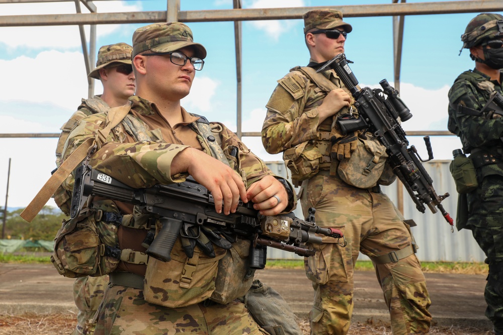 25th Infantry Division Soldiers and Royal Thai Army Soldiers rehearsal