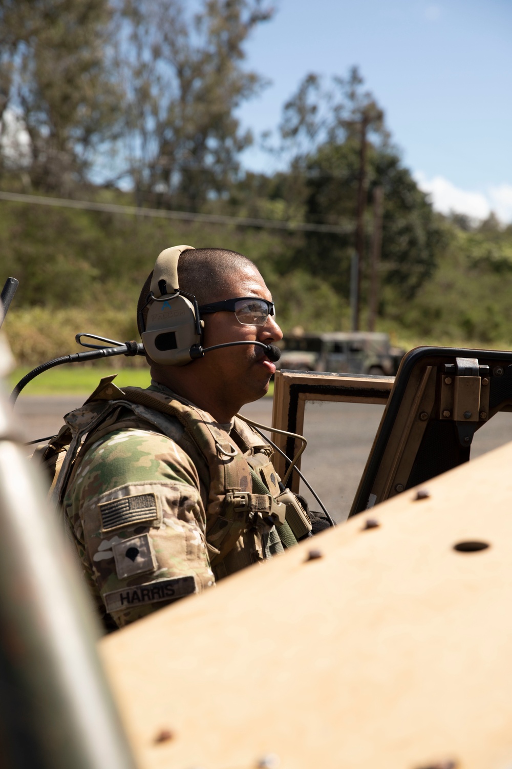 25th ID Soldiers prepare for convoy movement during JPMRC rotation 22-01