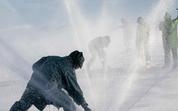 Makin Island Does AFFF Washdown