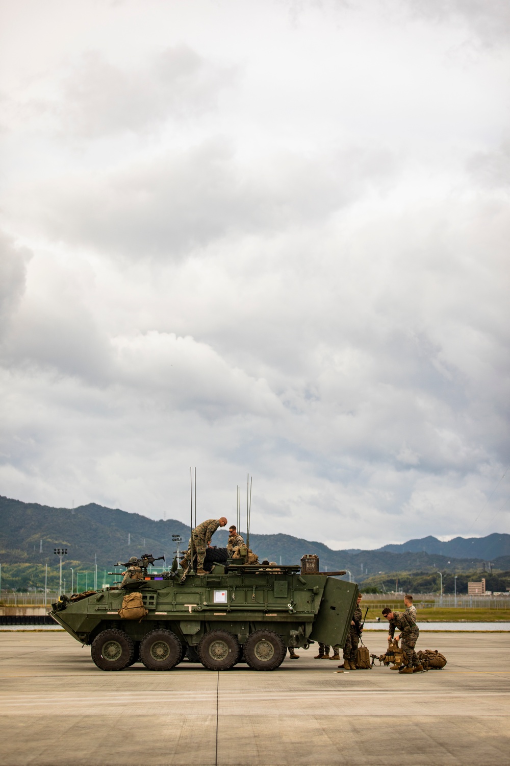 Lethality Practiced: 3d Light Armored Reconnaissance Battalion Marines conduct Mobile User Objective System during Exercise Iron Sky