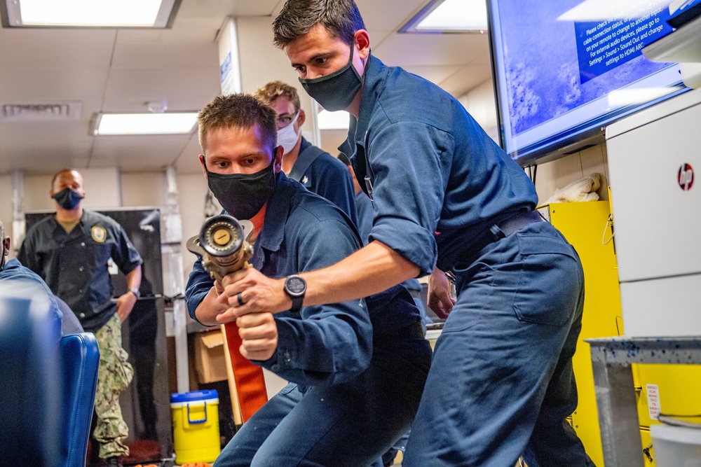 USS Charleston Sailors Participate in DC Training