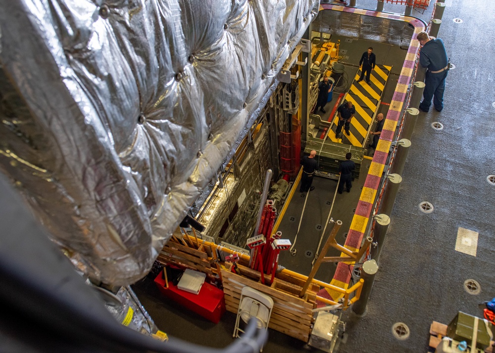 USS Charleston Sailors Transport Ammunition