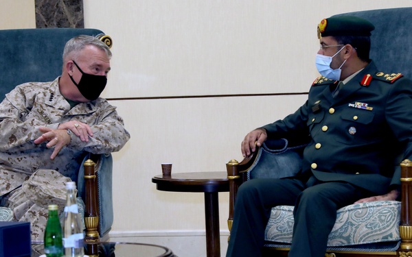 CENTCOM commander meets with key leaders in UAE