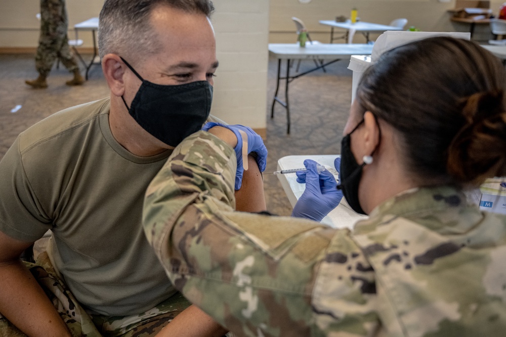 Hawaii National Guard receive COVID-19 vaccine