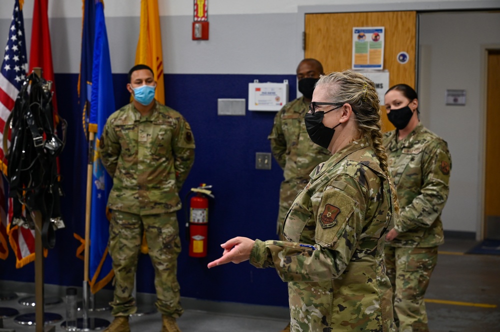 CMSgt Stephanie Cates conducts Kirtland AFB immersion