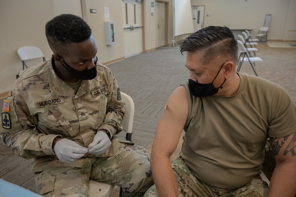 Hawaii National Guard receive COVID-19 vaccine