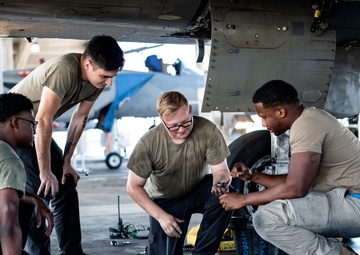 18th Wing completes super surge