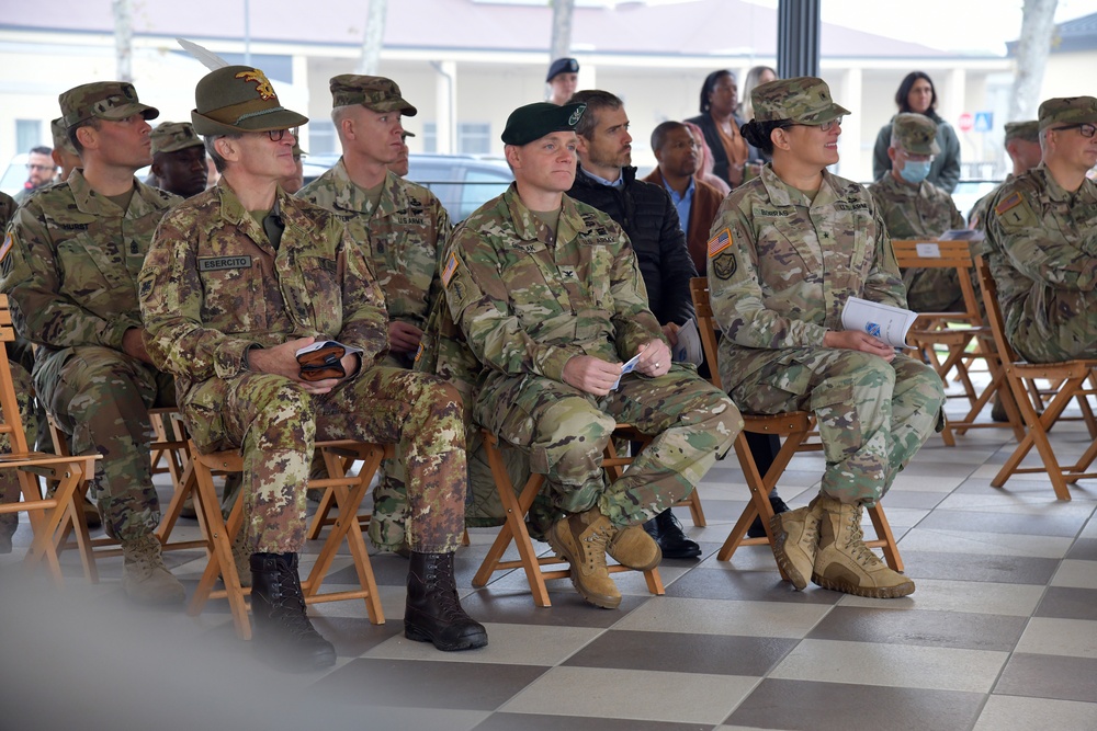 522nd Military Intelligence BattalionUncasing Ceremony