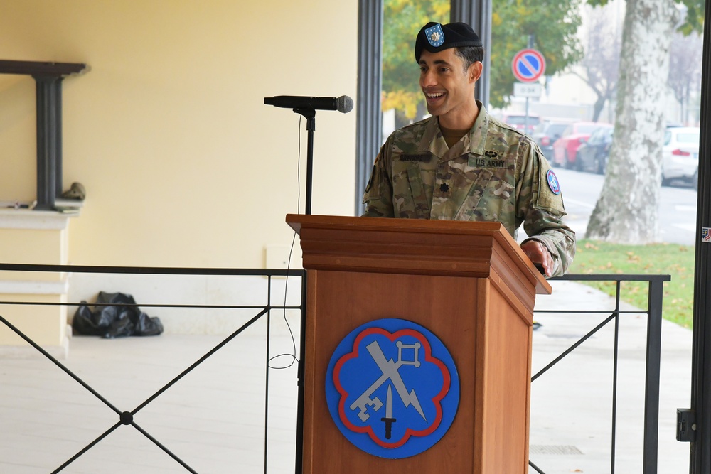 522nd Military Intelligence BattalionUncasing Ceremony