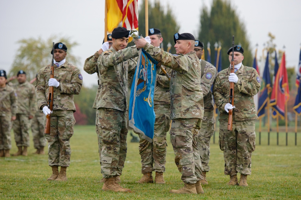 522nd MI Battalion cases colors enroute to Italy