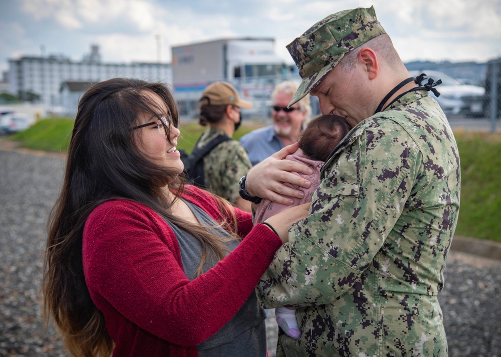 USS Green Bay Returns to CFAS