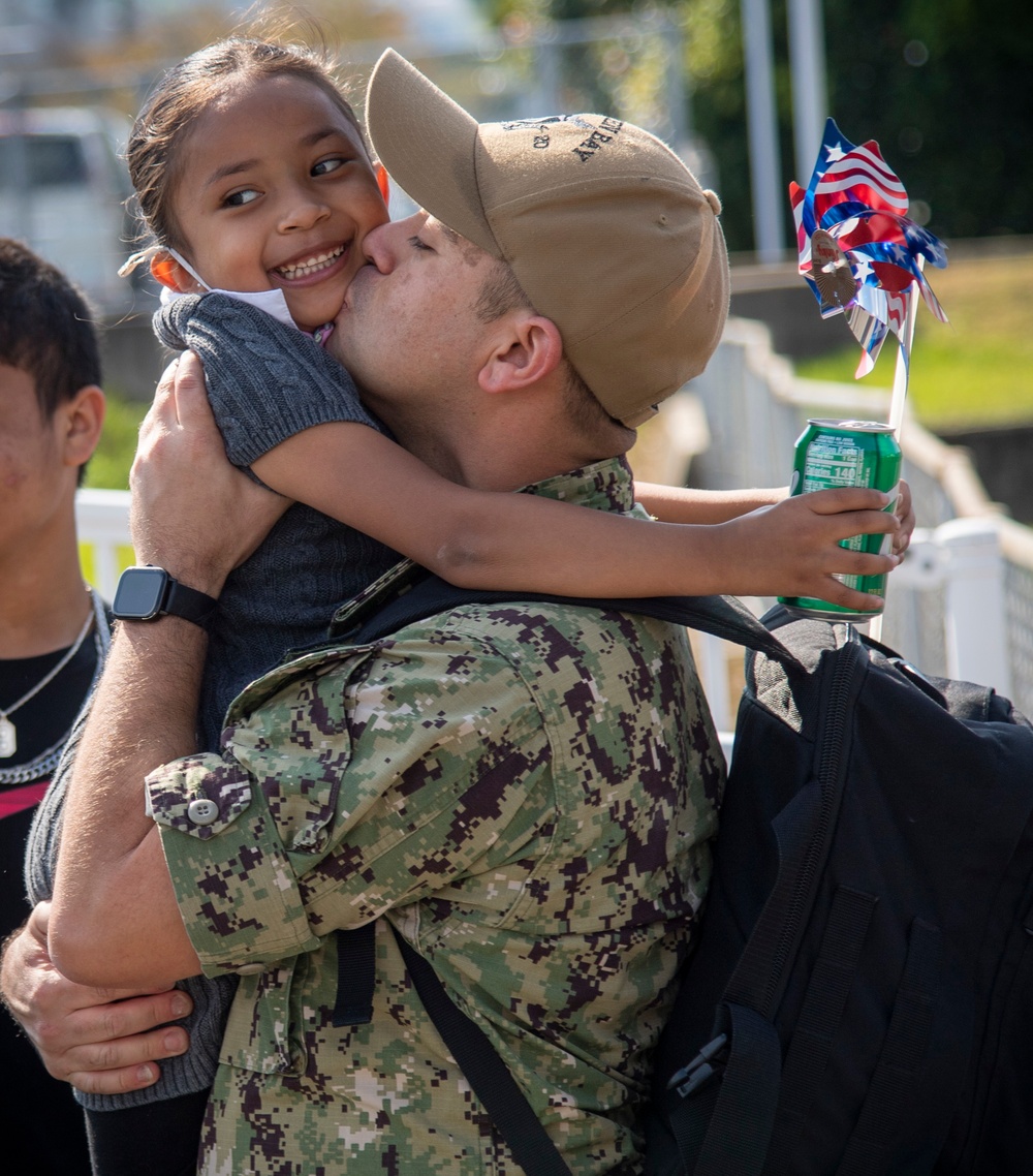 USS Green Bay Returns to CFAS