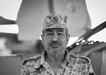 Multi-national forces transport Kuwait aircraft