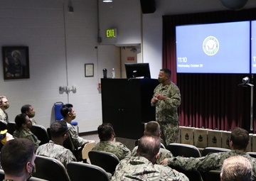 CIWT Commander Makes First Visit to IWTC San Diego