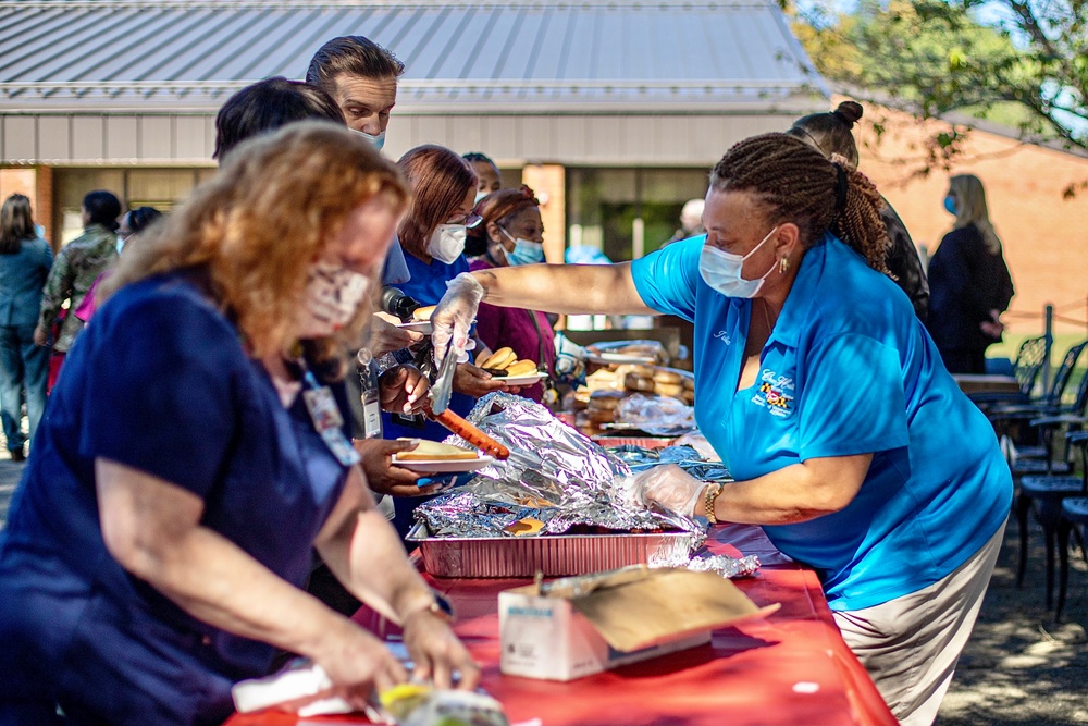 MDNG supports Charlotte Hall Veterans Home Vaccination &amp; Education Event