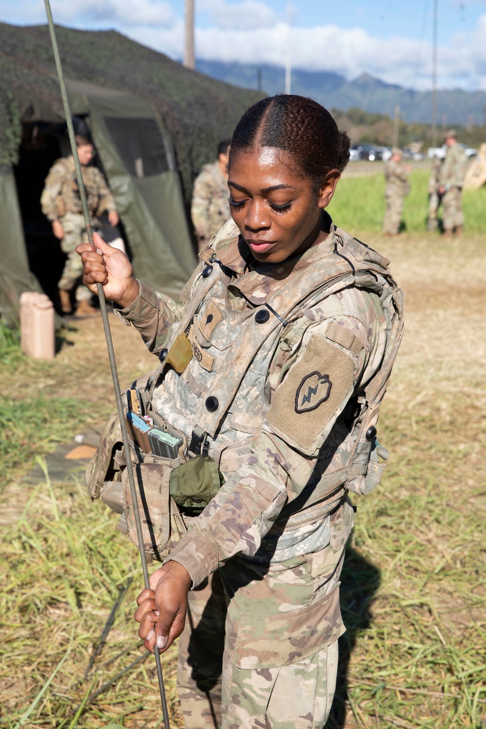 25th ID Soldiers preparing to relocate operation center during JPMRC rotation 22-01