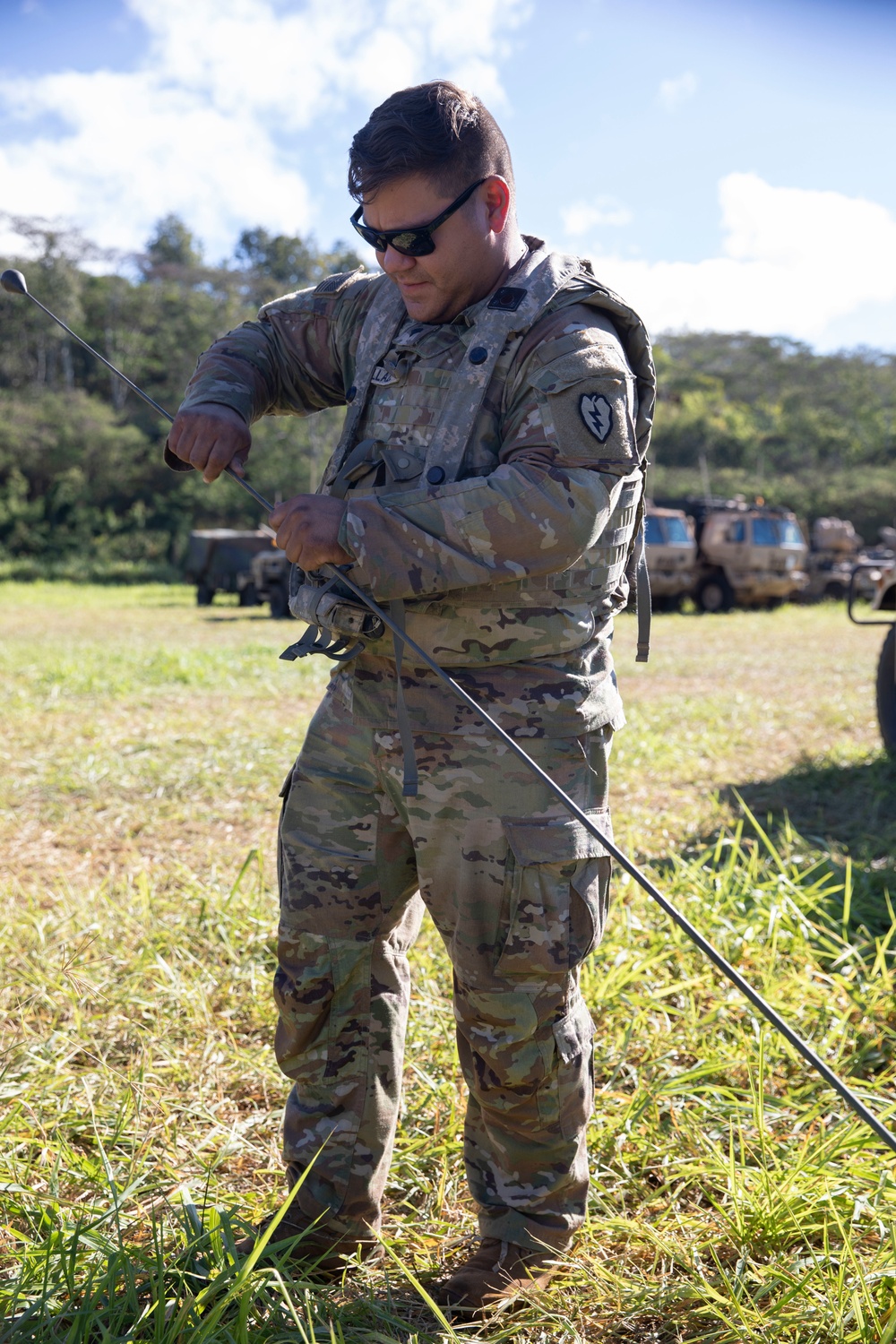 25th ID Soldiers preparing to relocate operation center during JPMRC rotation 22-01