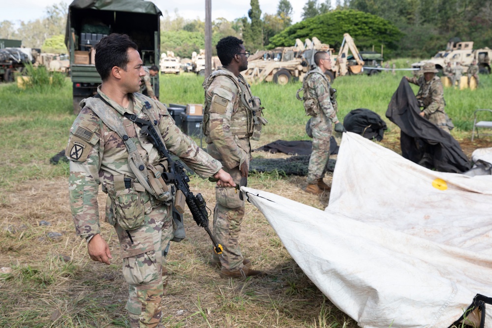 25th ID Soldiers preparing to relocate operation center during JPMRC rotation 22-01