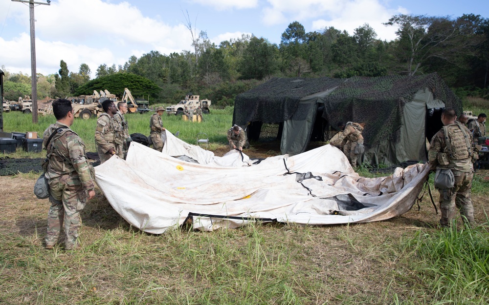 25th ID Soldiers preparing to relocate operation center during JPMRC rotation 22-01