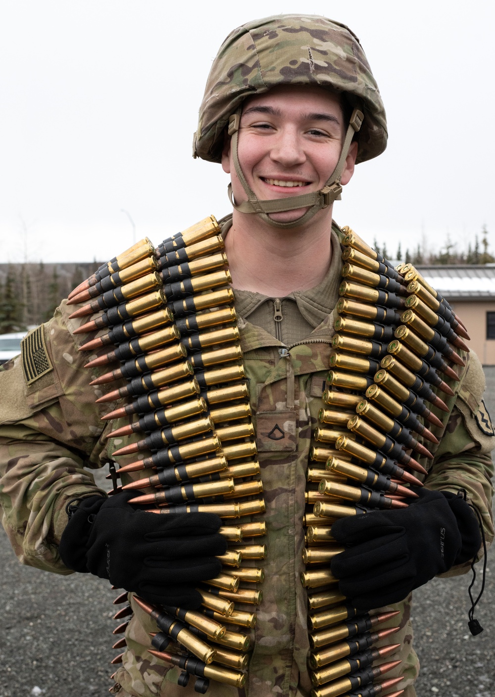 Indian and U.S. Army troops fire each other’s weapons during Yudh Abhyas 21