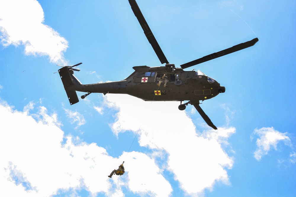 DVIDS - Images - 126th and 189th Aviation Regiments conduct hoist ...