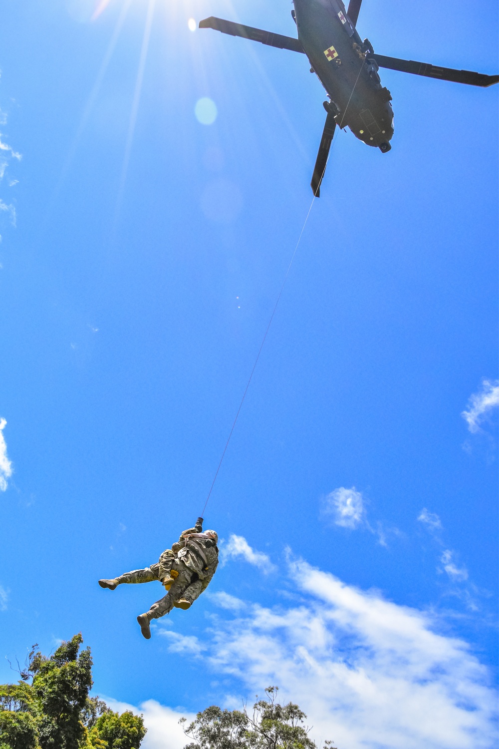 126th and 189th Aviation Regiments conduct hoist operations